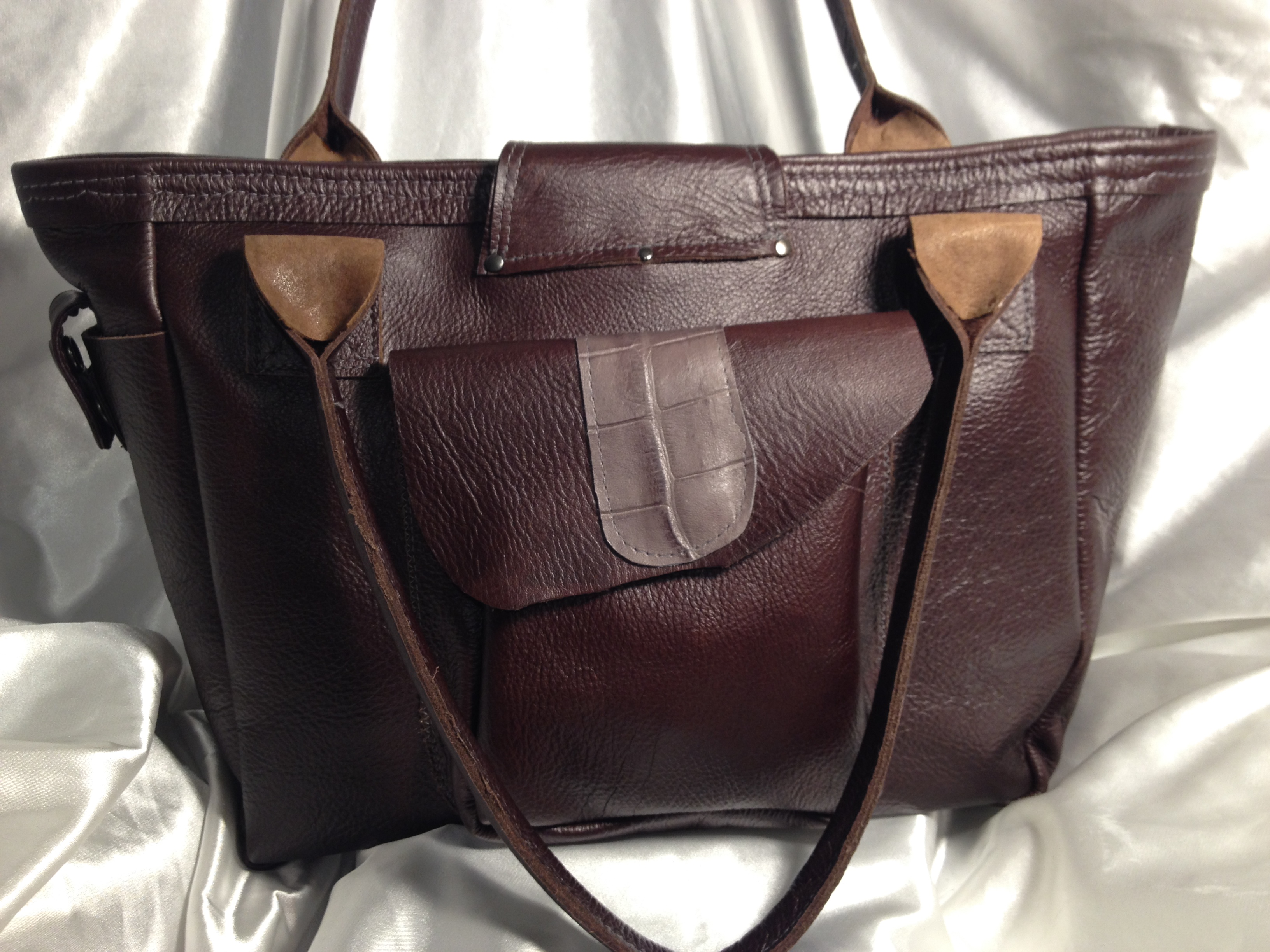 Brown Leather Tote Handbag Designer | NAR Media Kit
